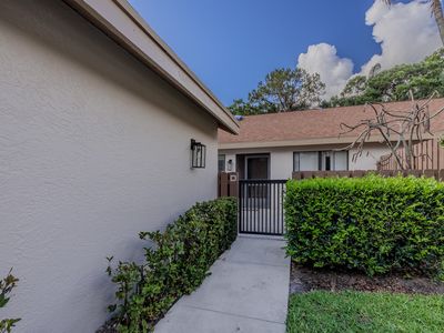 2054 SW Silver Pine Way #123d
