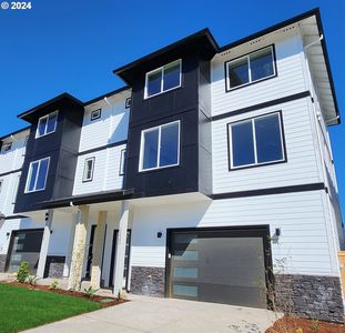 3632 SW Sandlewood Ln