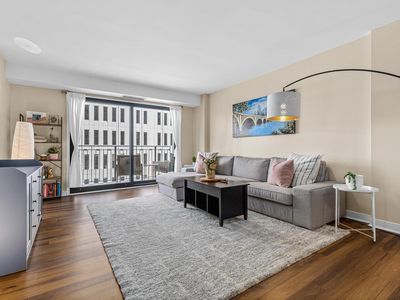 121 Washington Ave S APT 1107