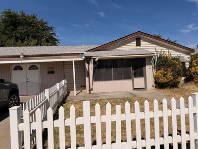 15883 Warfield