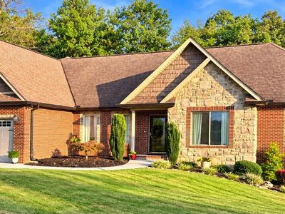 144 Apple Tree Dr