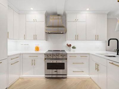 27 W 72nd St #312
