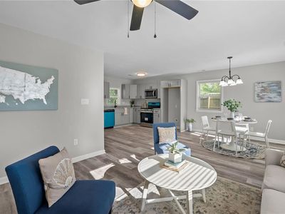 1411 Oakcrest Dr