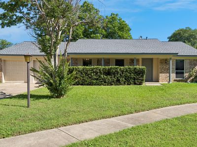 7625 Circle Dr