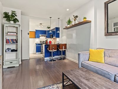 27 W 82nd St APT 4B