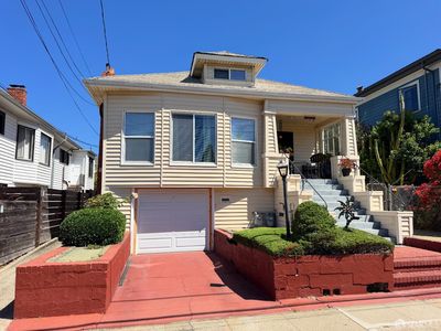 Property at 672 61st St, Oakland, CA