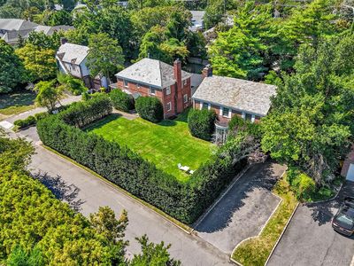 30 & 16 Beechwood Drive