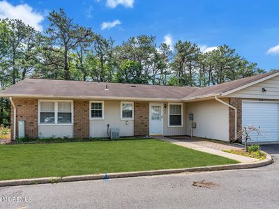35B Gramercy Lane