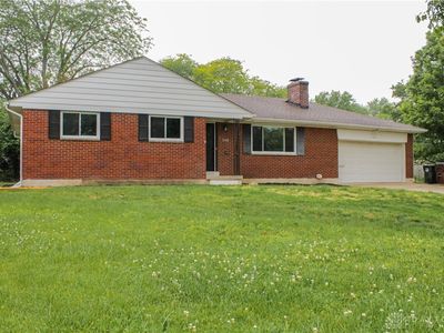 1132 Cloverfield Ave