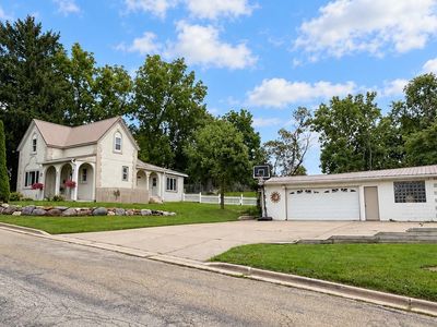 115 Garden Ln