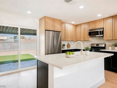4972 Orinda Cir