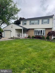 12 Castor Ct