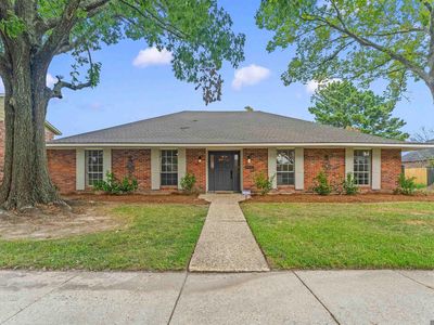 15035 Shenandoah Ave
