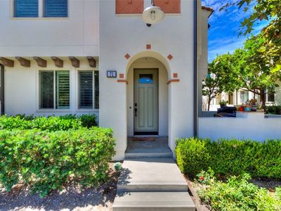 71 Adelfa St