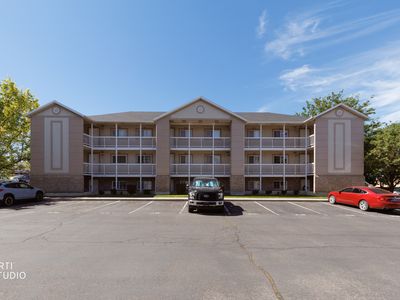 1227 W 160 N