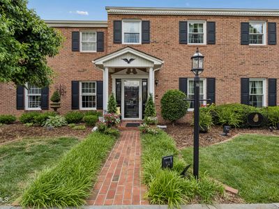 2734 Oakland Ave Unit E49