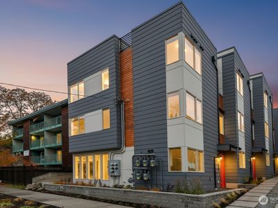 1520 13th Avenue S #D