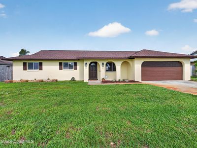 2205 Windsor Dr
