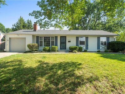 9121 Western Hills Dr