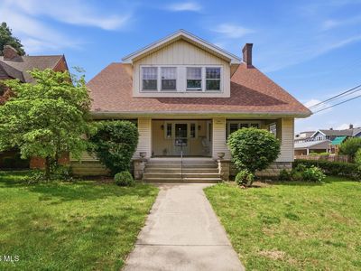 119 Greenlawn Ave