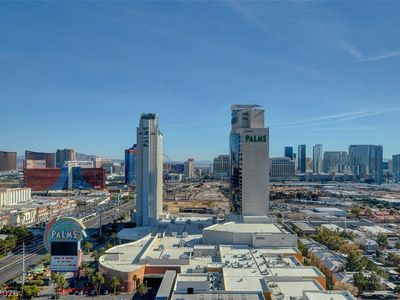 4381 W Flamingo Rd #2106