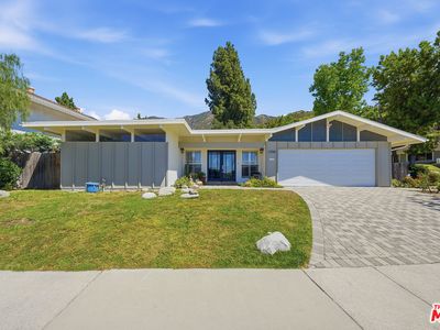 2705 Brierhaven Dr
