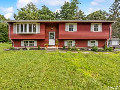 14 Glen Hollow Drive