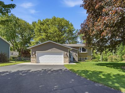 783 Bur Oak Ct