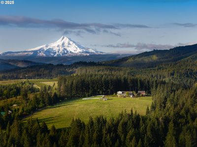 5180 Riordan Hill Dr