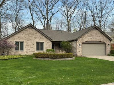460 Streamview Ct