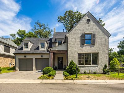4900 Grosvenor Hill Cv