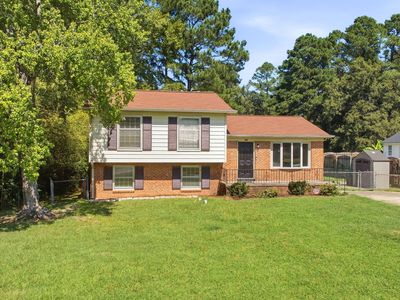 135 Emerald Cir