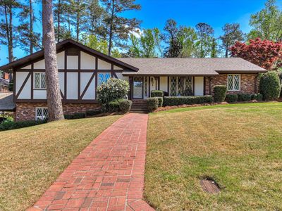 2714 Wellington Drive