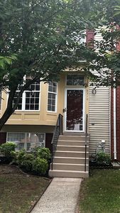 8310 Ewing Pl