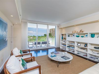 785 Crandon Blvd APT 603