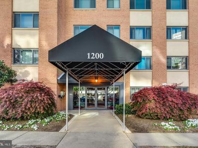 1200 S Arlington Ridge Rd APT 610