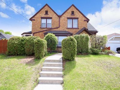 1107 Columbus STREET