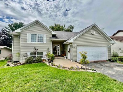 134 Valhalla Dr NE