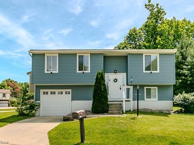Property at 10015 Windjammer Trl, Aurora, OH