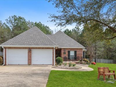 36 Briar Creek Cir