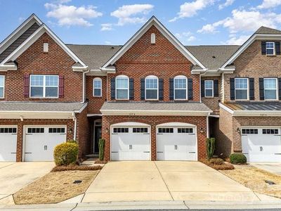 105 Burlingame Ct UNIT B