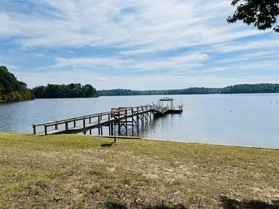 125 Isle Dr