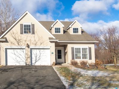 3 Bluffs Ct