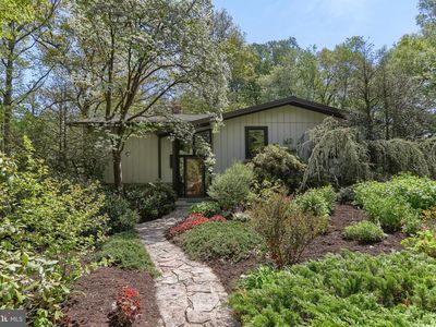 160 N Ramona Rd