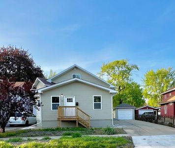 126 Prairie St