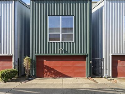 6138 Grand Blvd