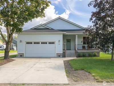 Property at 533 Second Street, Sumas, WA