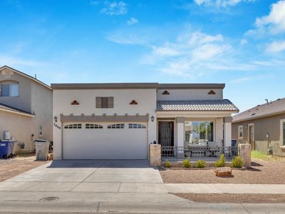 3868 Loma Adriana Dr