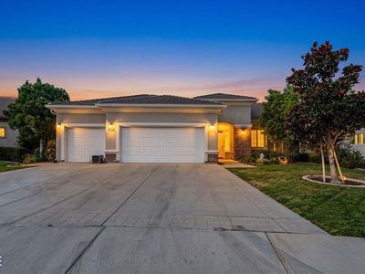 5704 Wisteria Valley Rd