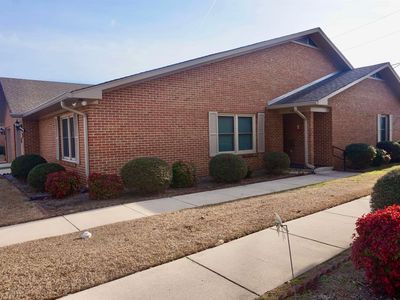 1015 Edwardian Way SW